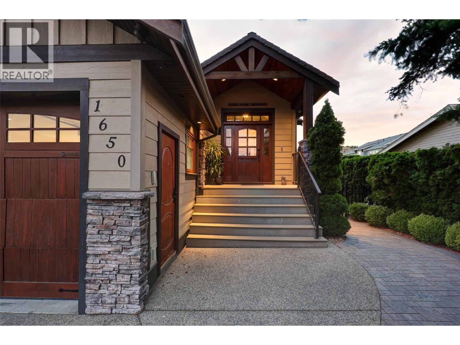 1650 Pritchard Drive, West Kelowna