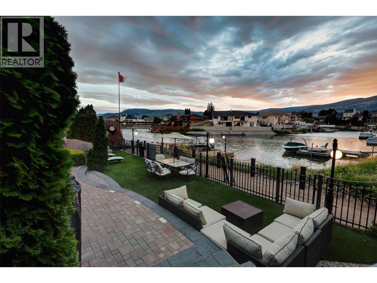 1650 Pritchard Drive, West Kelowna