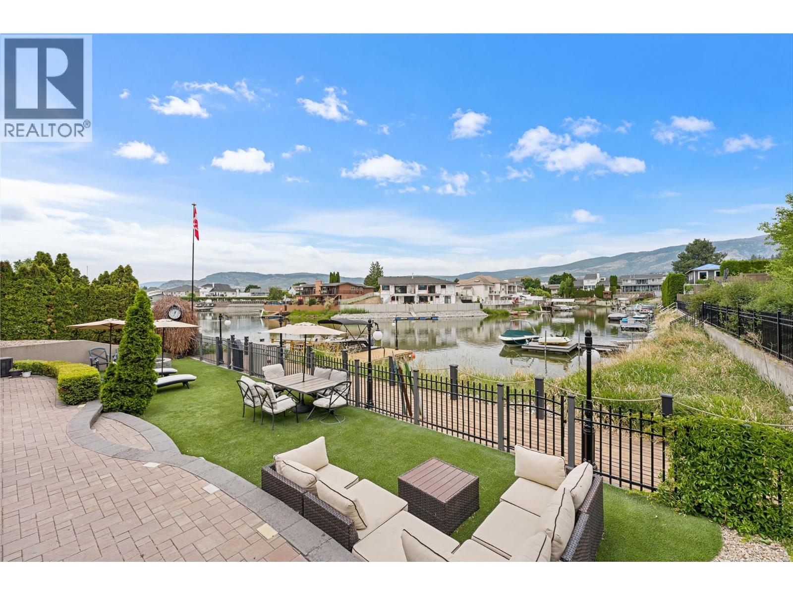 1650 Pritchard Drive, West Kelowna
