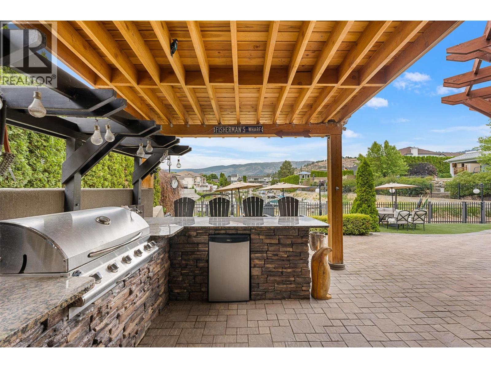1650 Pritchard Drive, West Kelowna