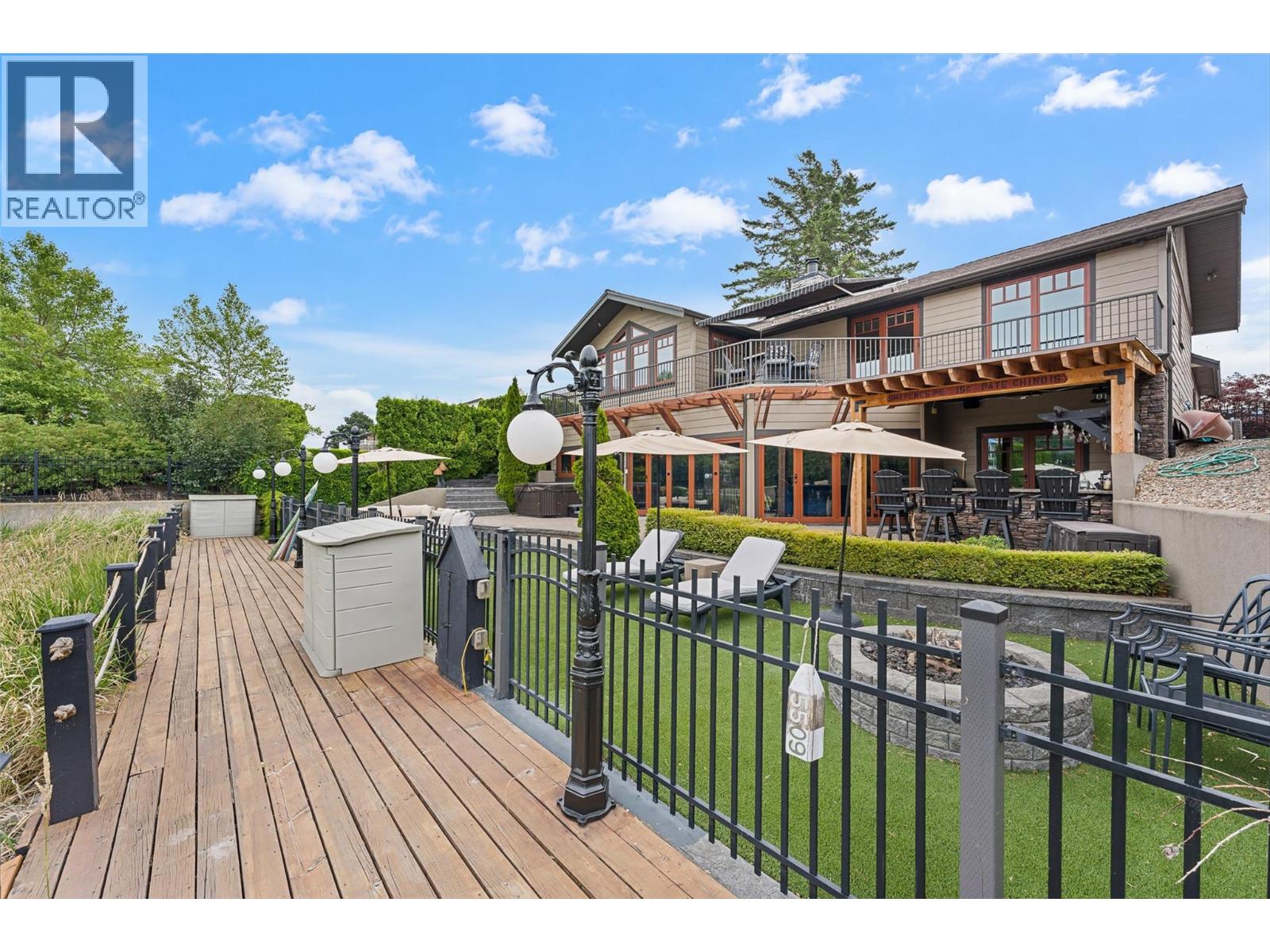 1650 Pritchard Drive, West Kelowna