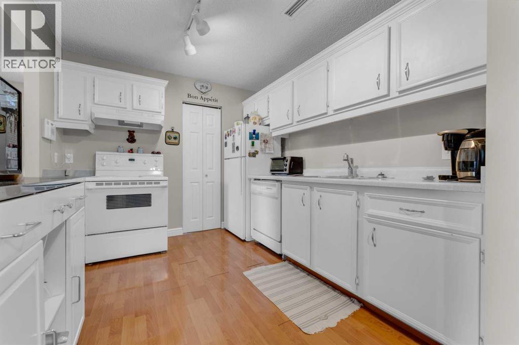 2703 79 Street - Photo 12