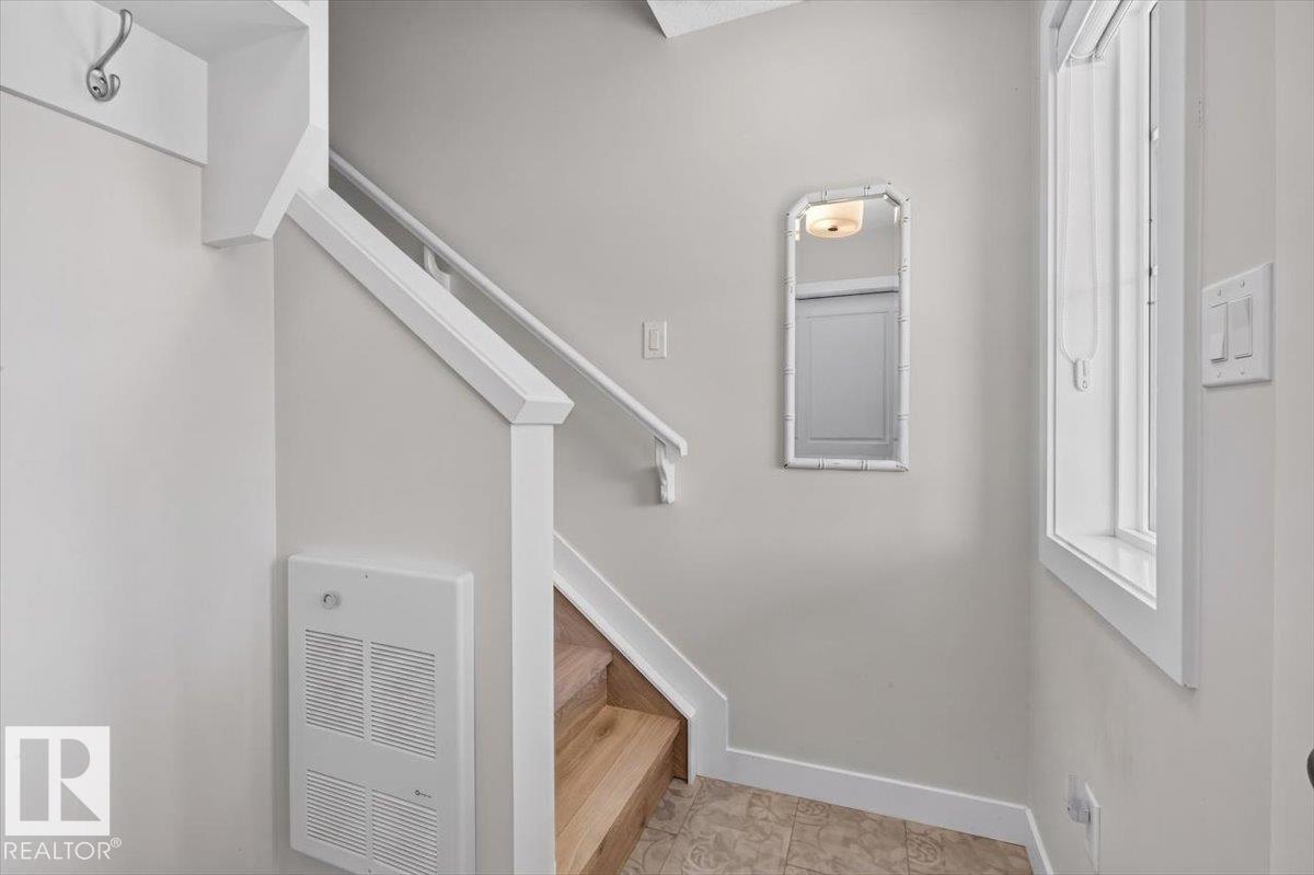 862 DANIELS Way SW - Photo 34