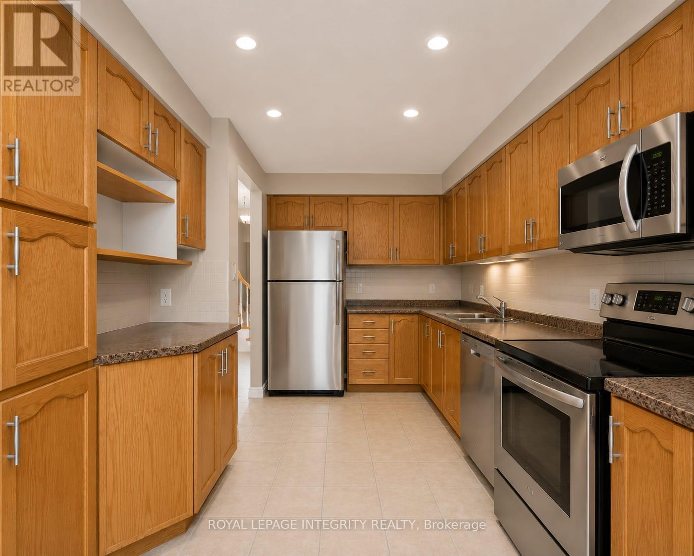 2 Bed, 2 Bath House for Rent in Ottawa – 21 – 1660 LOCKSLEY LANE, Ottawa – MLS# X13673590 - Image 7