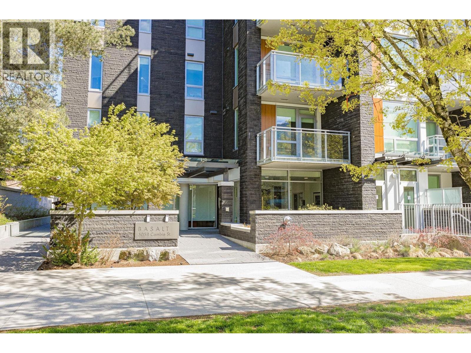108 5058 CAMBIE STREET