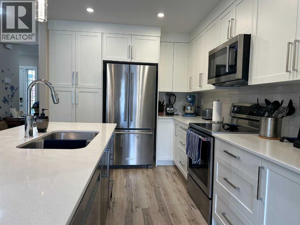 95 Golden Crescent - Photo 6
