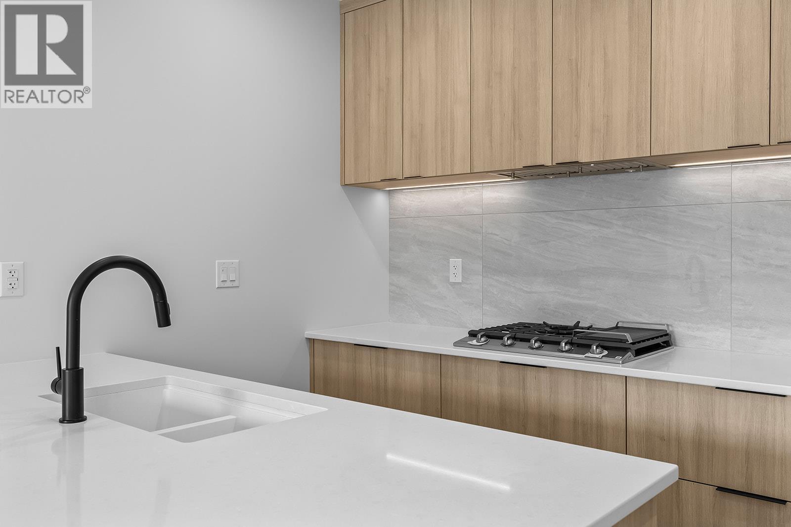 #208 75 Predator Ridge Drive - Image 5