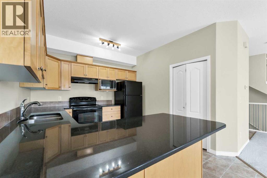 298 Somerset Way Southeast - Photo 16