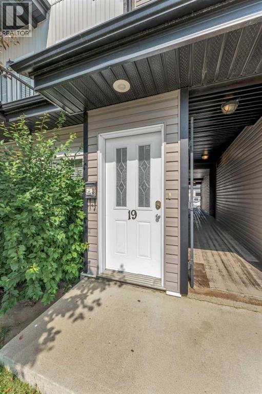 298 Somerset Way Southeast - Photo 5