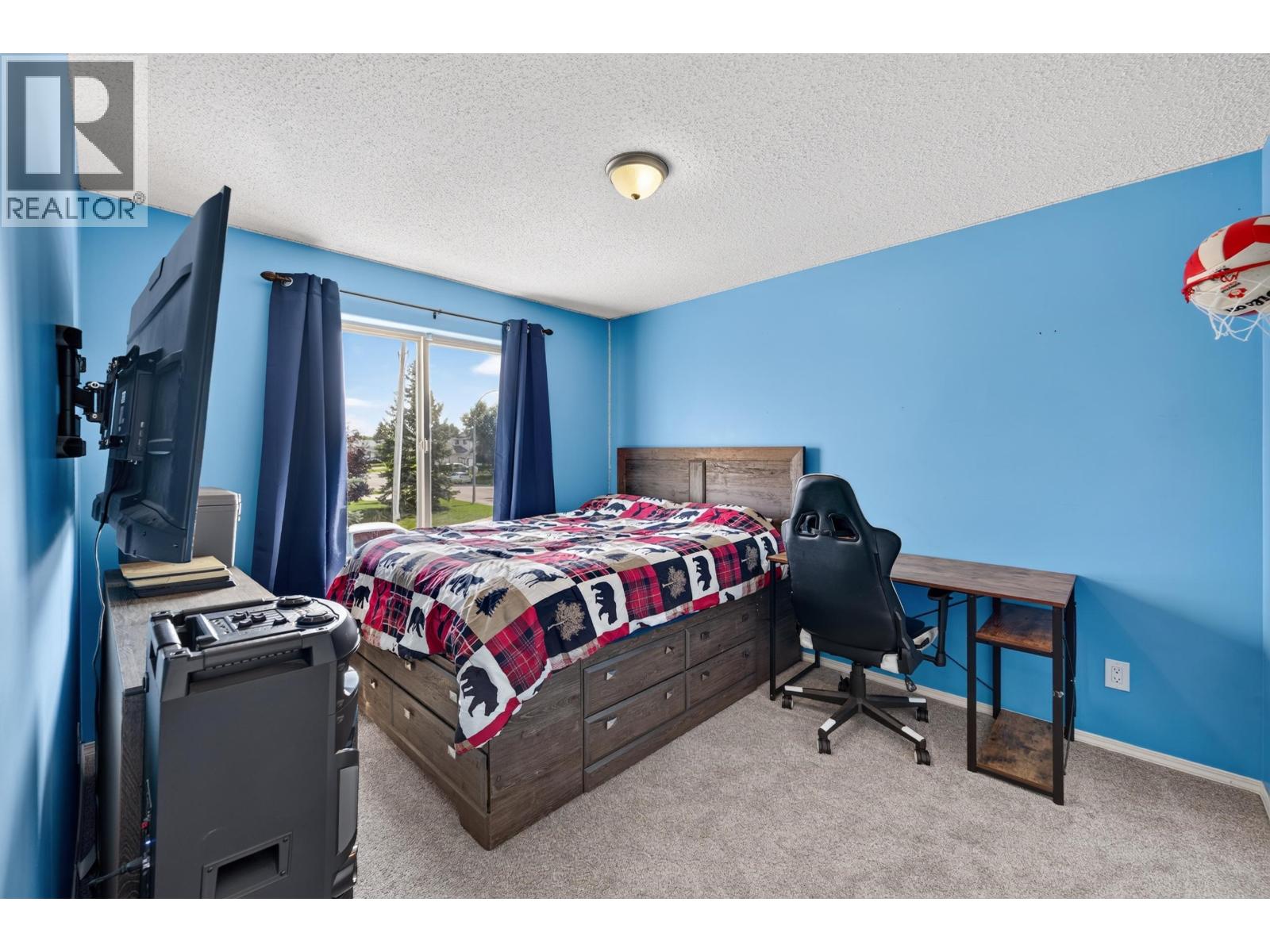 11404 108 STREET - 18