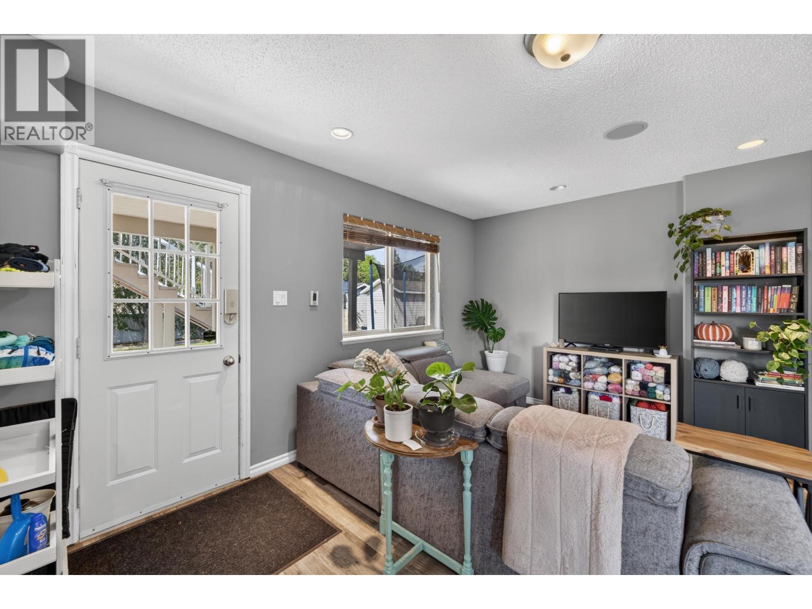 11404 108 STREET - 26