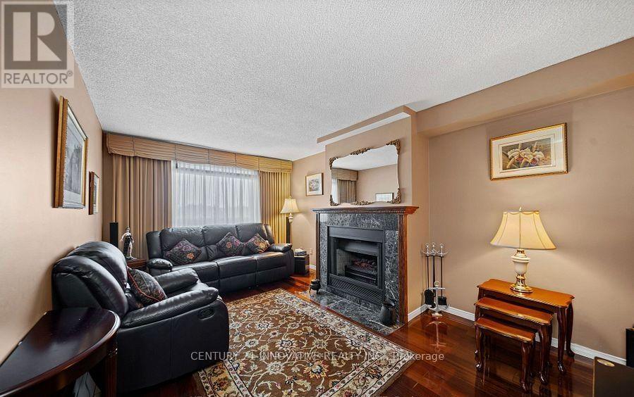 915 CATSKILL DRIVE E - Image 14