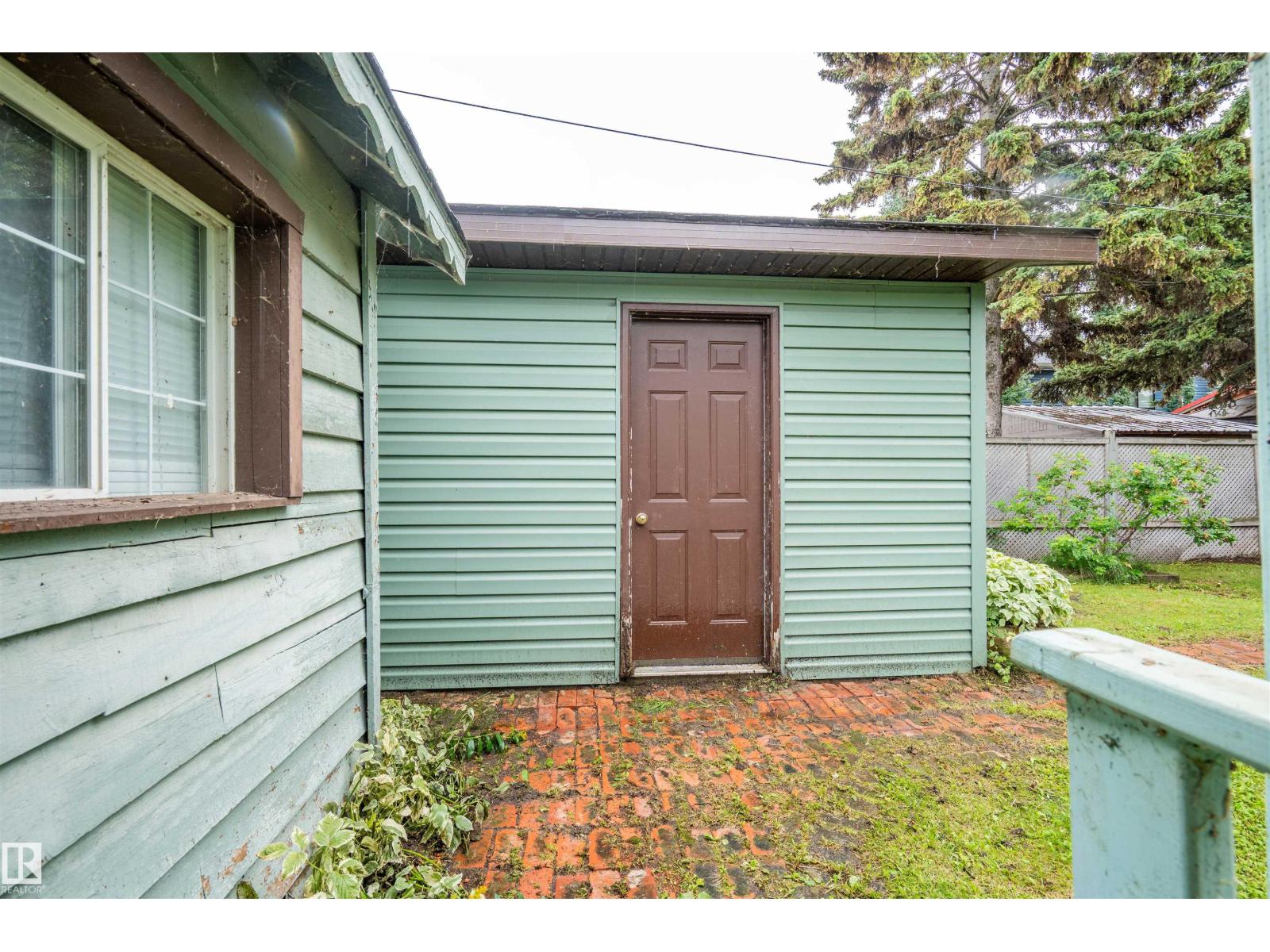 5011 38 Street - Photo 23
