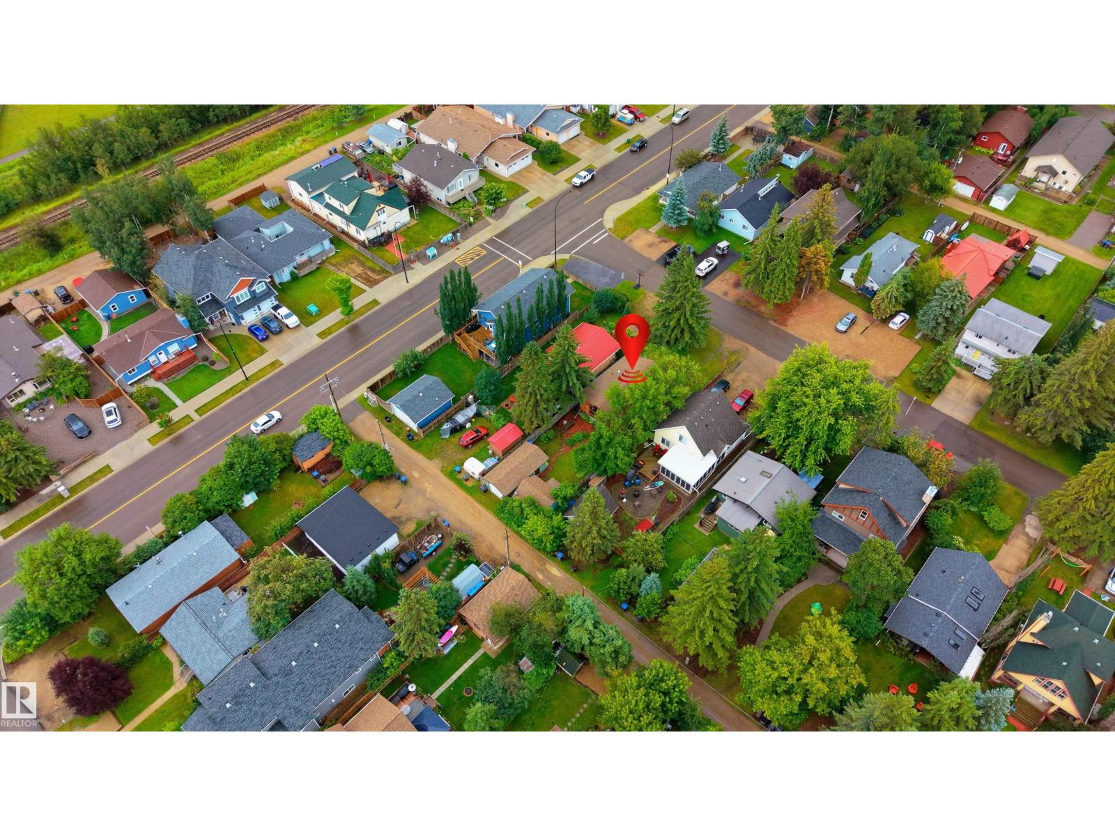 5011 38 Street - 41