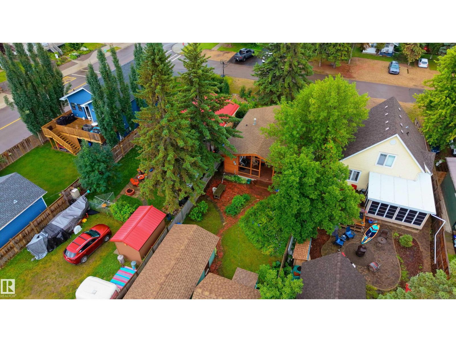 5011 38 Street - 42