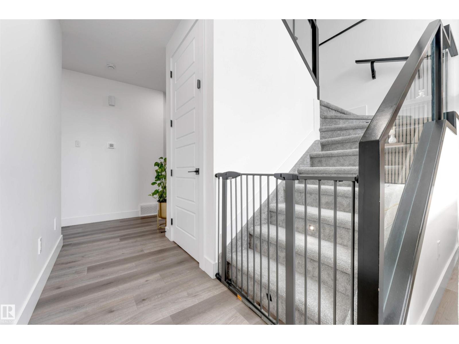 6227 19 ST NE - 15