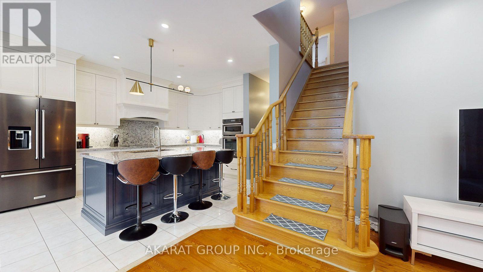 28 SAINT JAMES AVENUE - 18