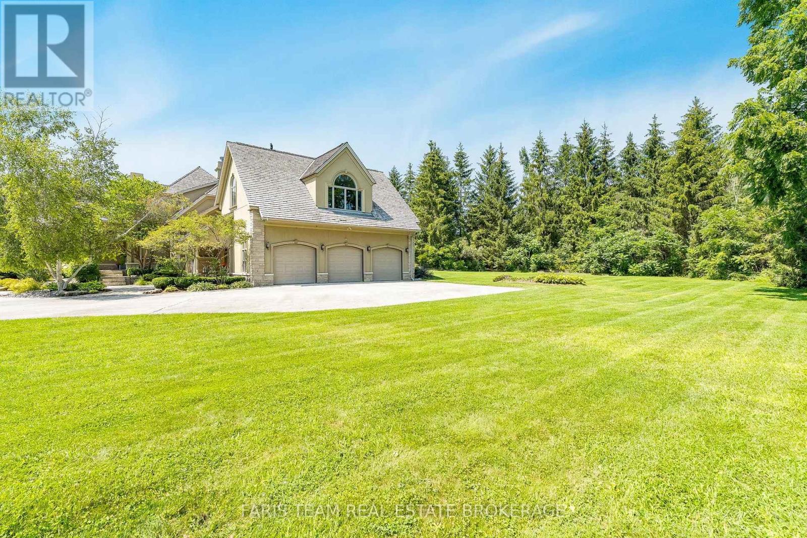 6 MIDVES COURT - Image 46