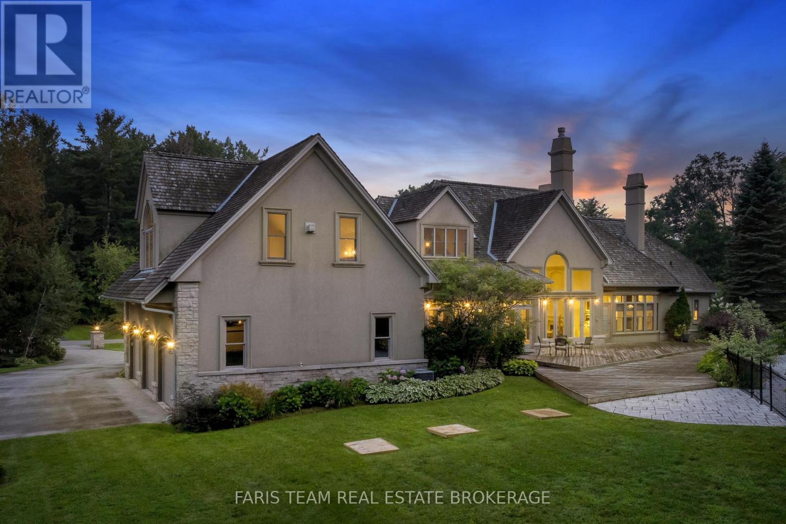 6 MIDVES COURT - 49