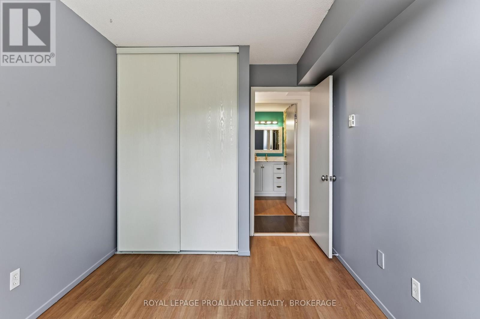 #411 316 KINGSDALE AVENUE - Image 11
