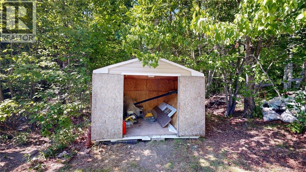 494 Broad Road - Image 25