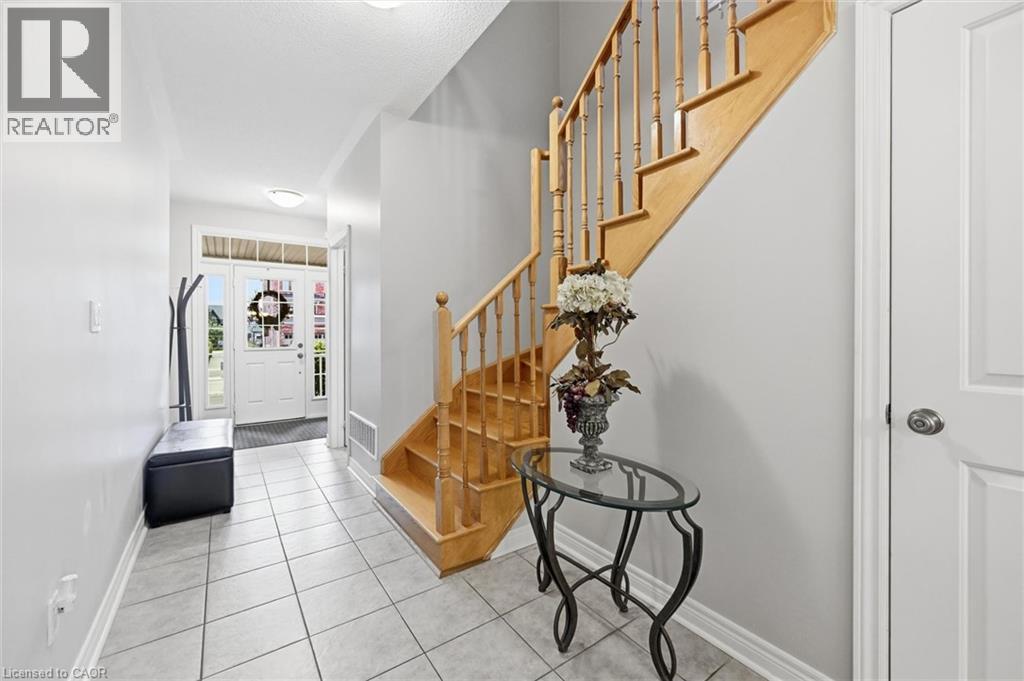 25 MCCARDY Court - 18