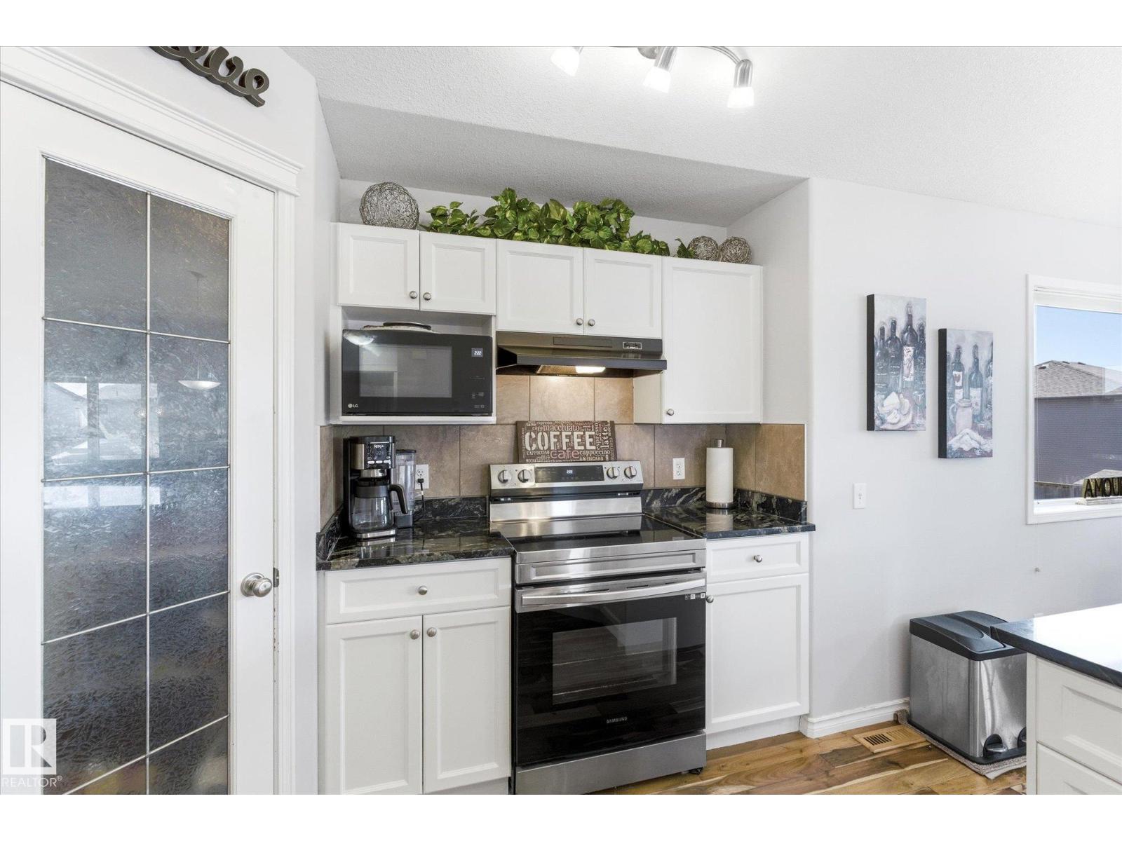 16303 37 Street NW - Photo 10