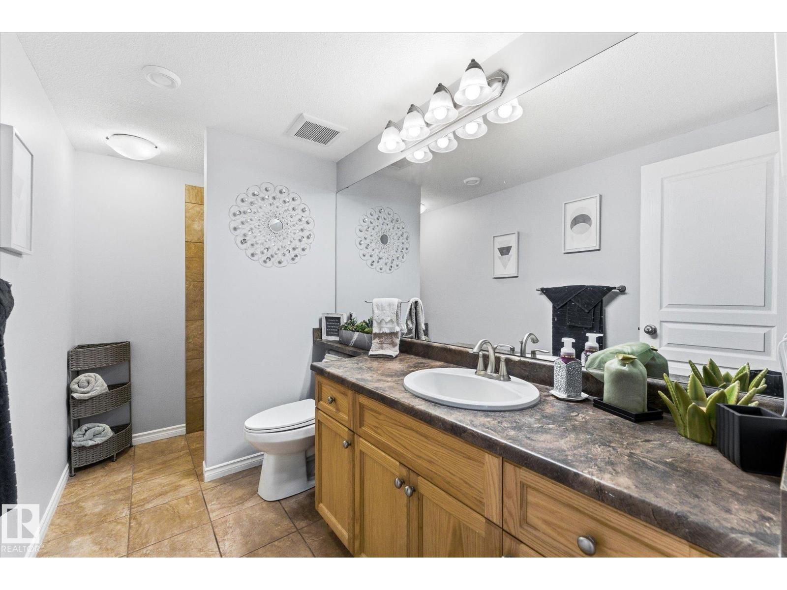 16303 37 Street NW - Photo 38