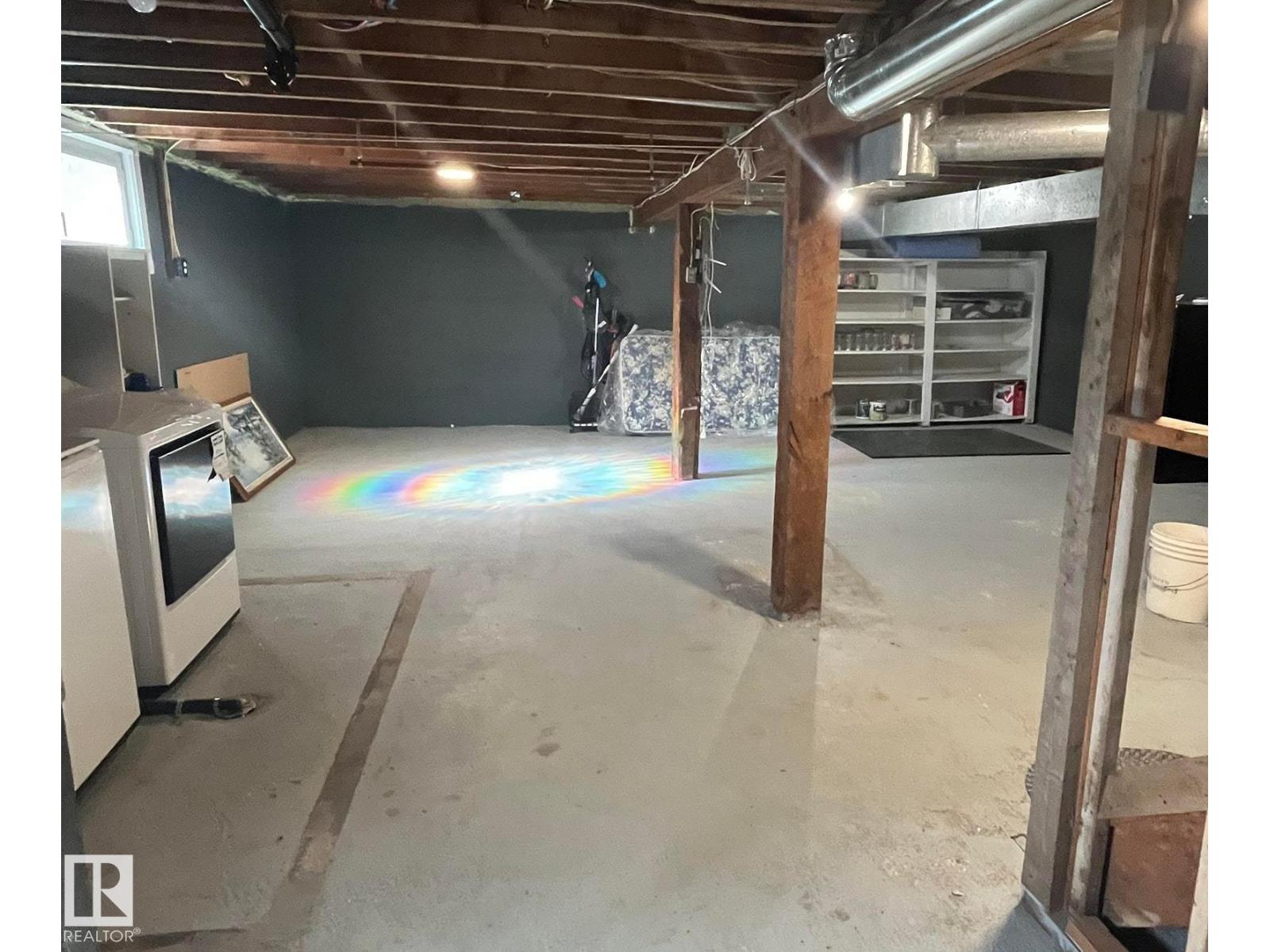 5027 49 Avenue - Photo 19