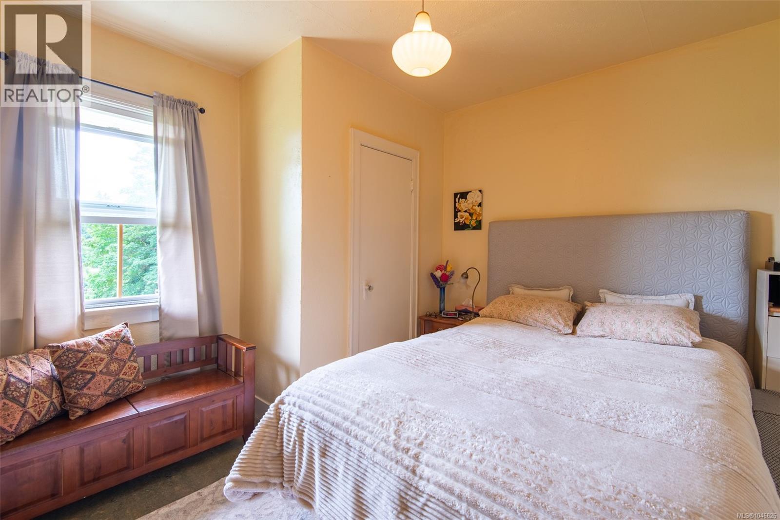 5330 Falls St - Image 18