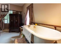 Laundry room - 5330 Falls St, Port Alberni, BC V9Y7K2 Photo 16