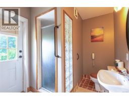 Kitchen - 5330 Falls St, Port Alberni, BC V9Y7K2 Photo 17
