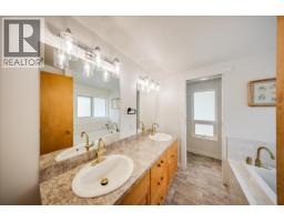 1021 Regan Crescent, Trail, BC V1R1C2 Photo 18