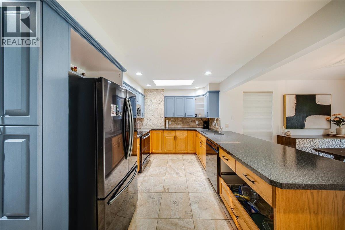 1021 Regan Crescent - Image 8