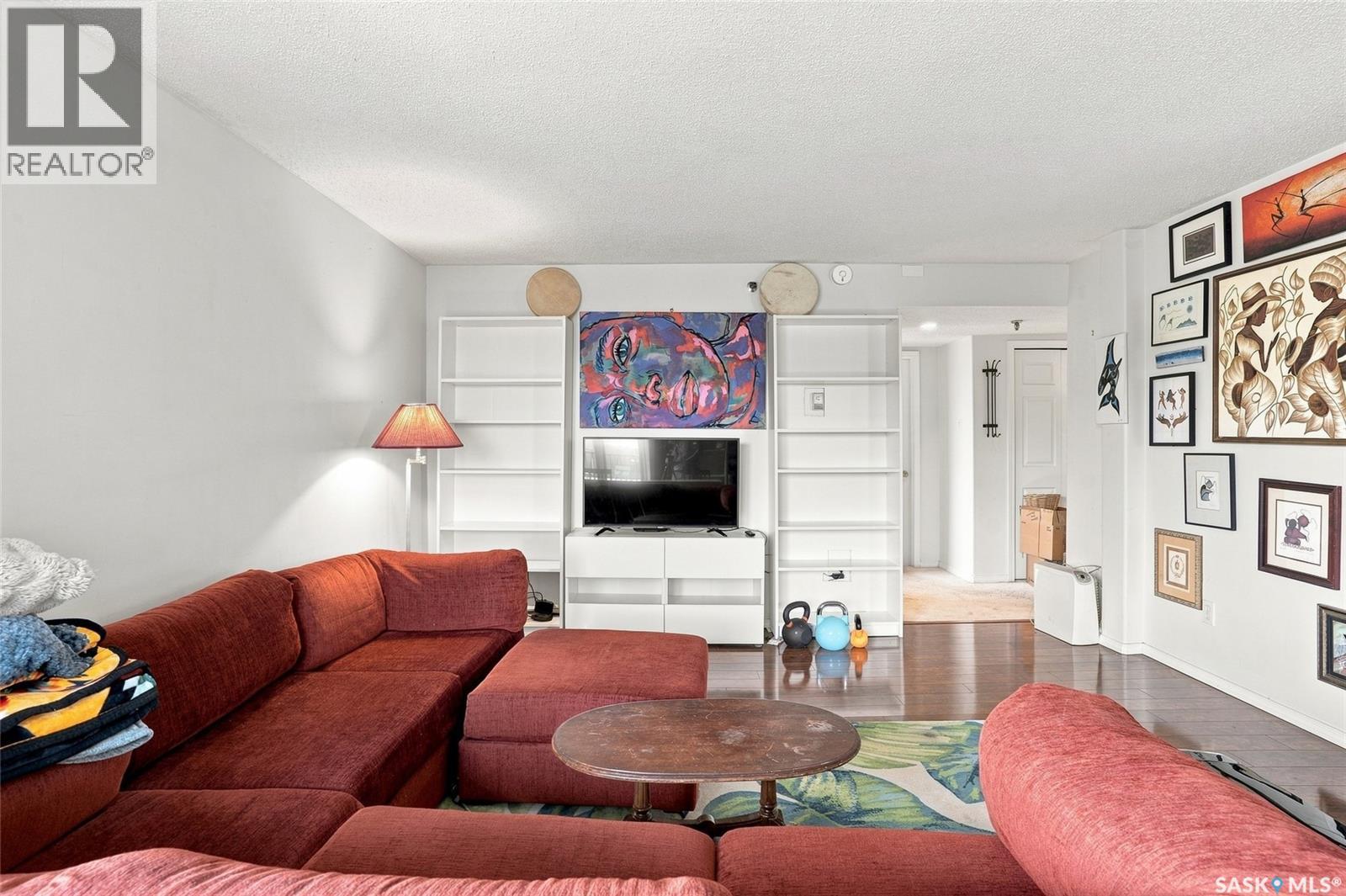 #702 717 Victoria AVENUE S - 12