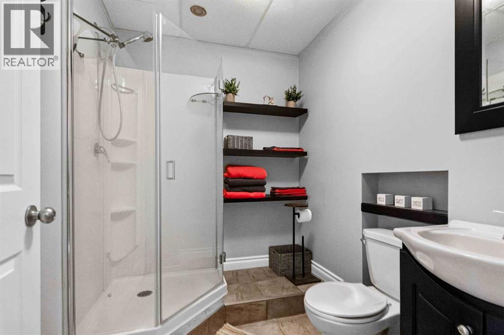 443 Pacific Crescent - Photo 32