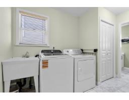 14711 75a Avenue, Surrey, BC V3S8Y6 Photo 14