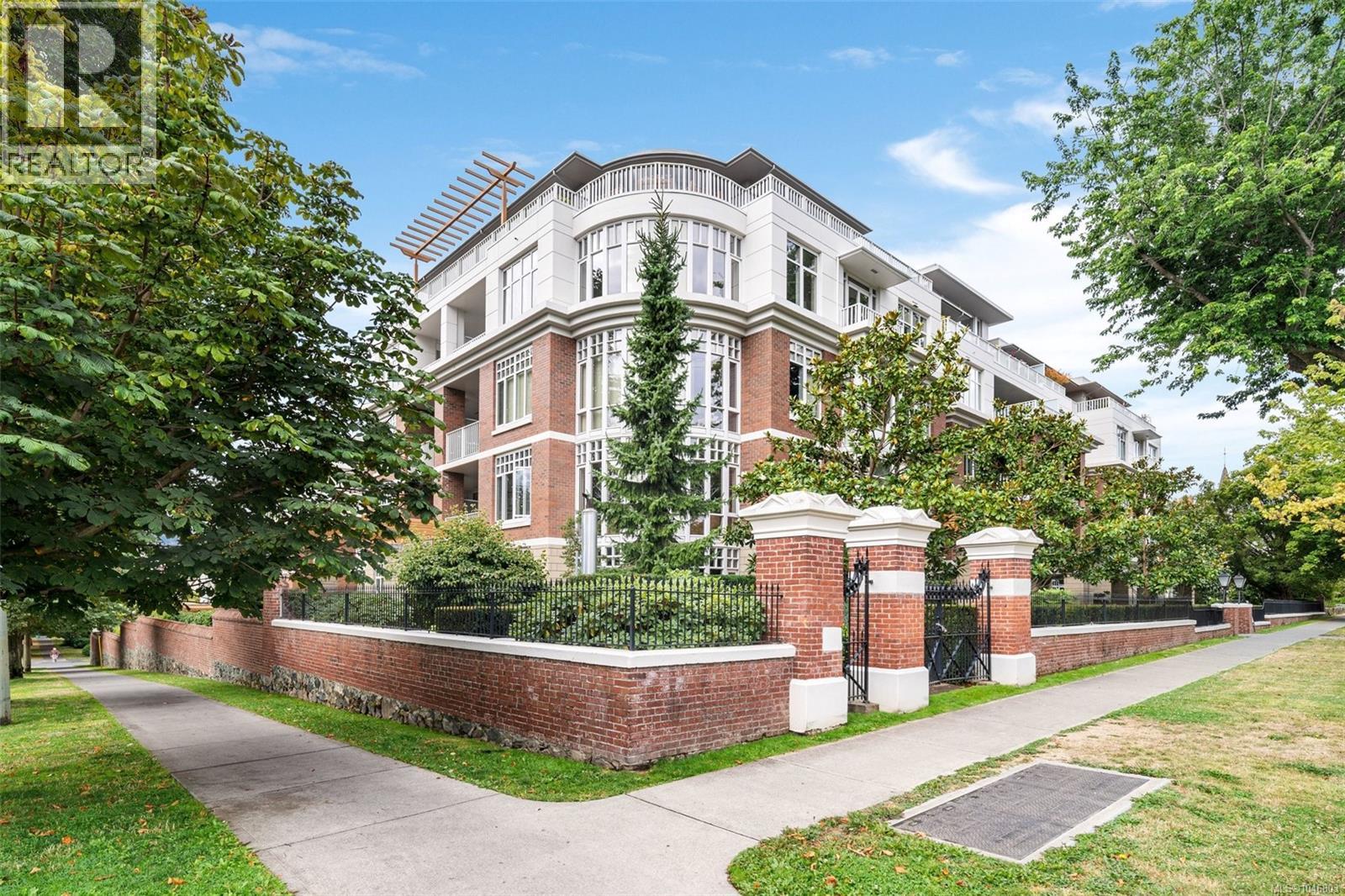 #402 999 Burdett Ave - 54