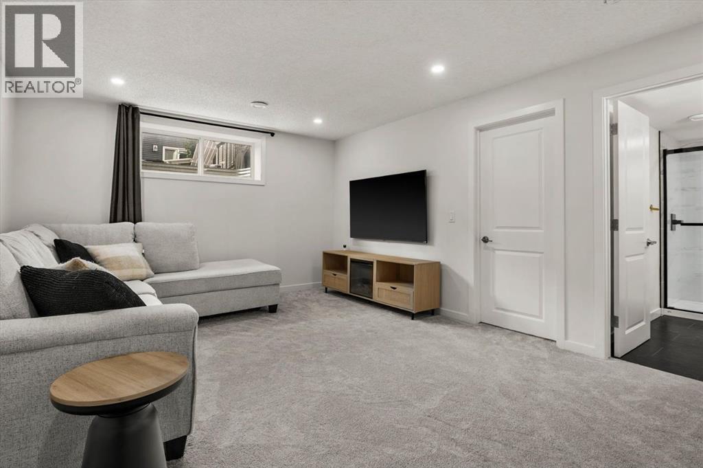 413 Kings Heights Drive SE - 40