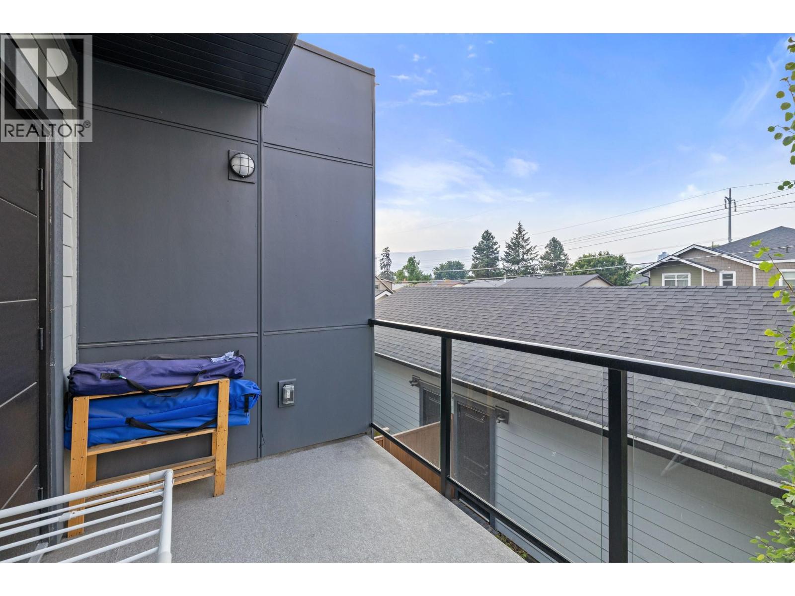 4 824 Glenwood Avenue, Kelowna