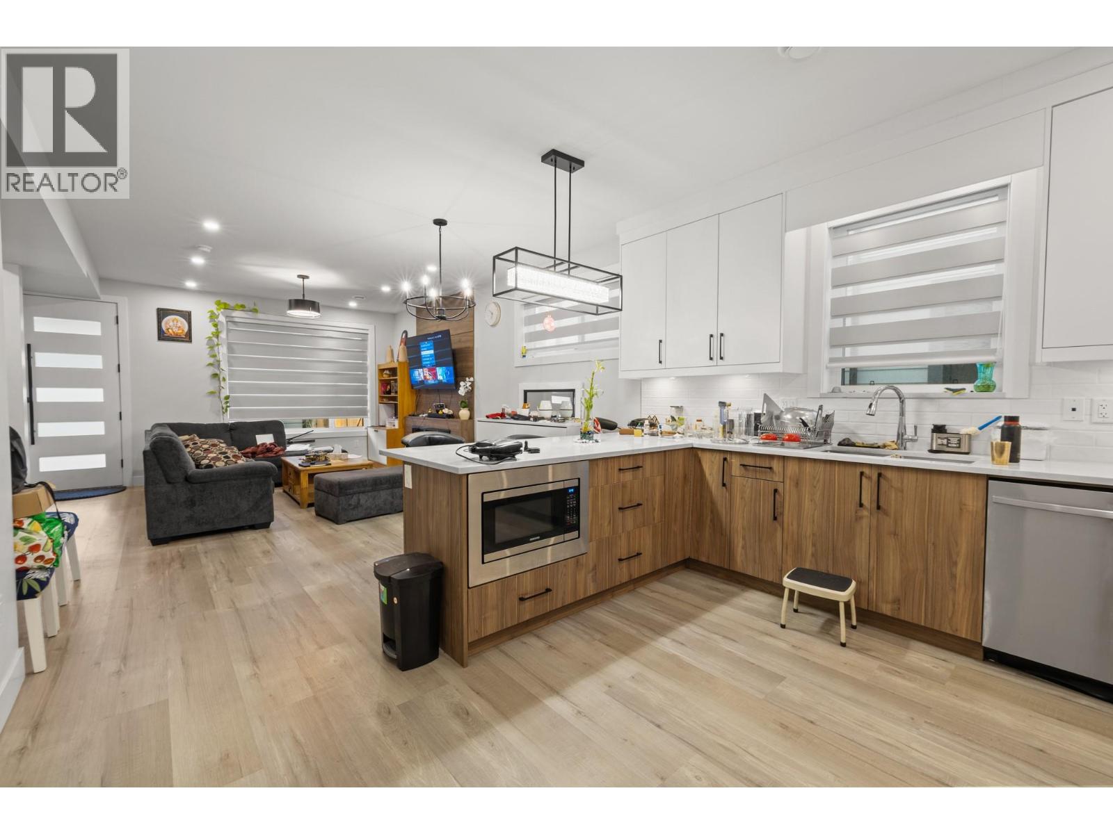 4 824 Glenwood Avenue, Kelowna