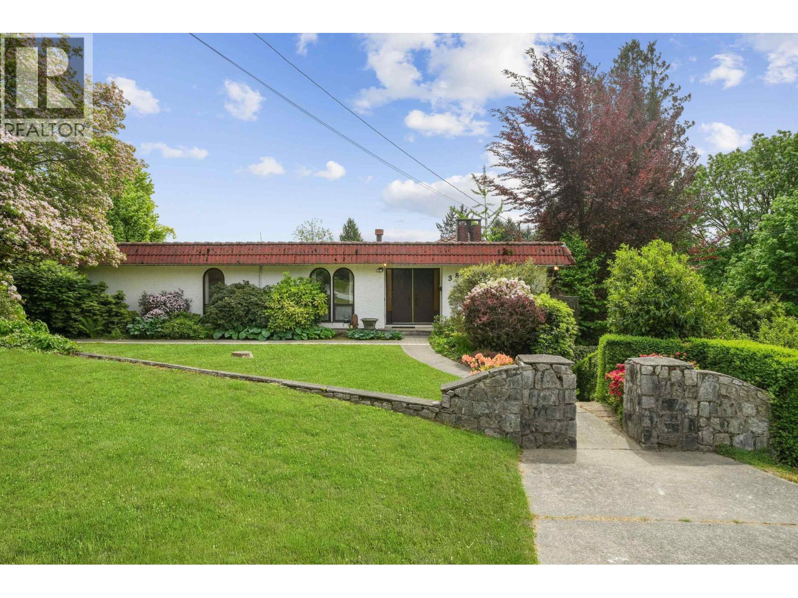 380 METTA STREET — photo 4