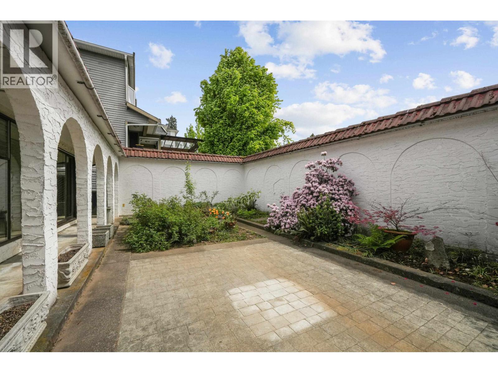 380 METTA STREET, Port Moody