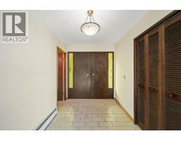 380 Metta Street, Port Moody, BC V3H2Y4 Photo 6