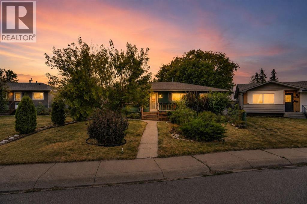 5404 Valentine Crescent Southeast
