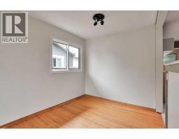 5404 Valentine Crescent Se, Calgary, AB T2A2K6 Photo 11