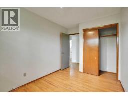 5404 Valentine Crescent Se, Calgary, AB T2A2K6 Photo 24