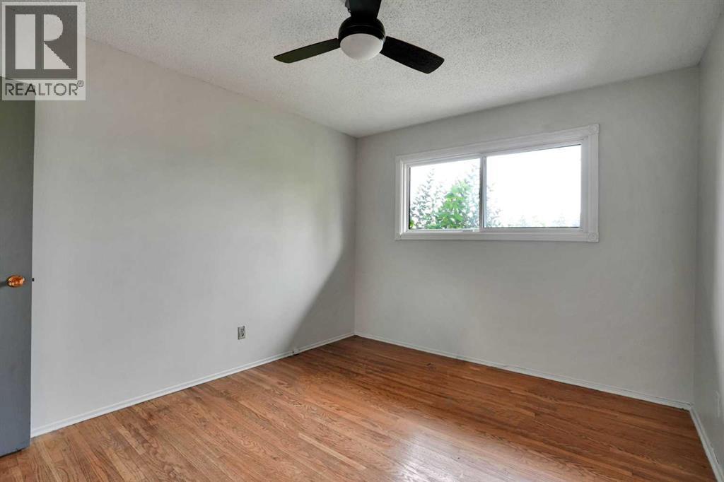 5404 Valentine Crescent SE - 22