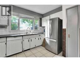 5404 Valentine Crescent Se, Calgary, AB T2A2K6 Photo 14