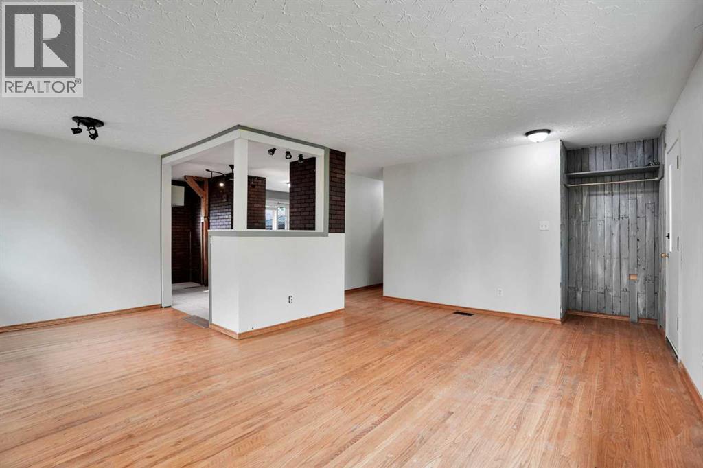 5404 Valentine Crescent Southeast - Photo 8